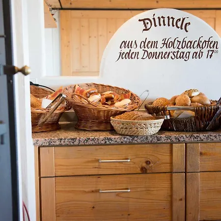 Hoechsten Erlebnis Inn *
